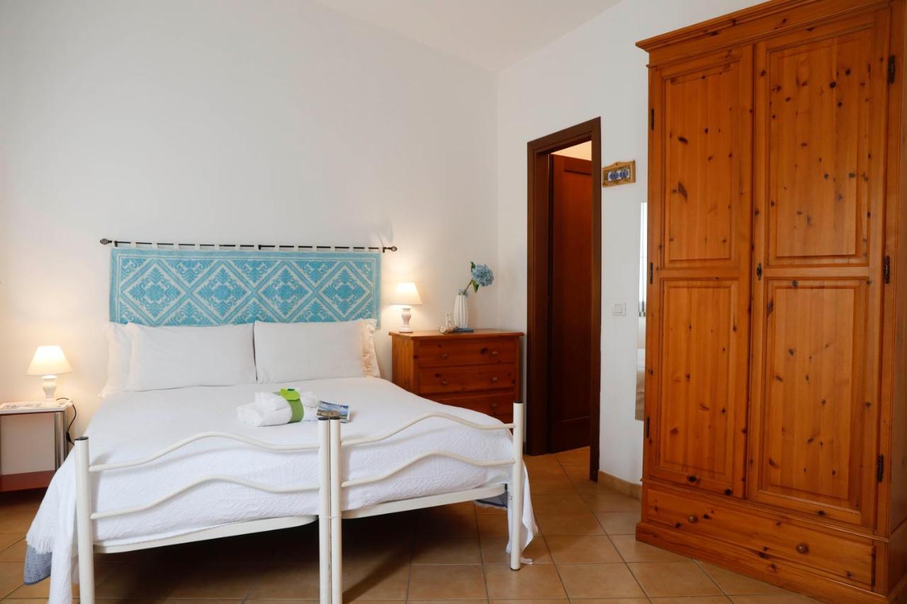 Il Melo Residence Porto Torres Bagian luar foto