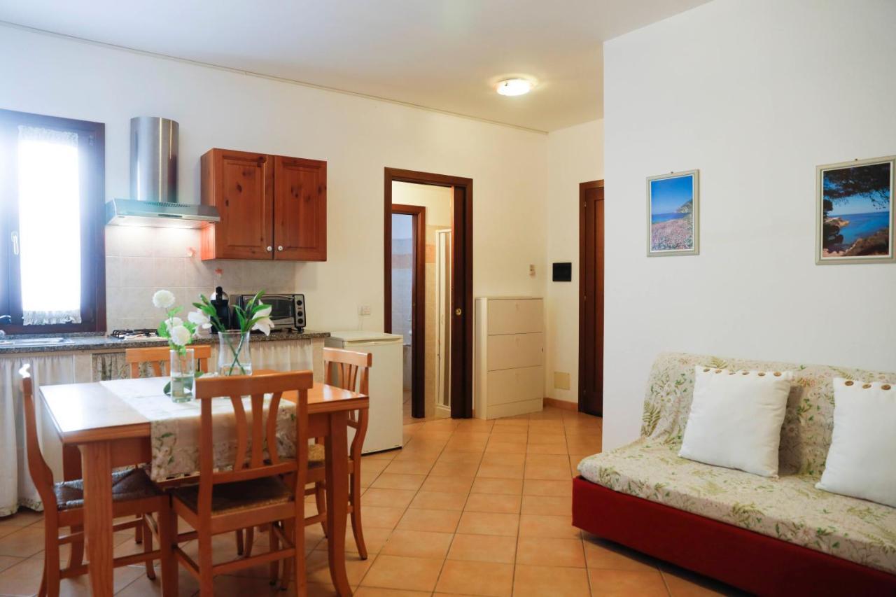 Il Melo Residence Porto Torres Bagian luar foto