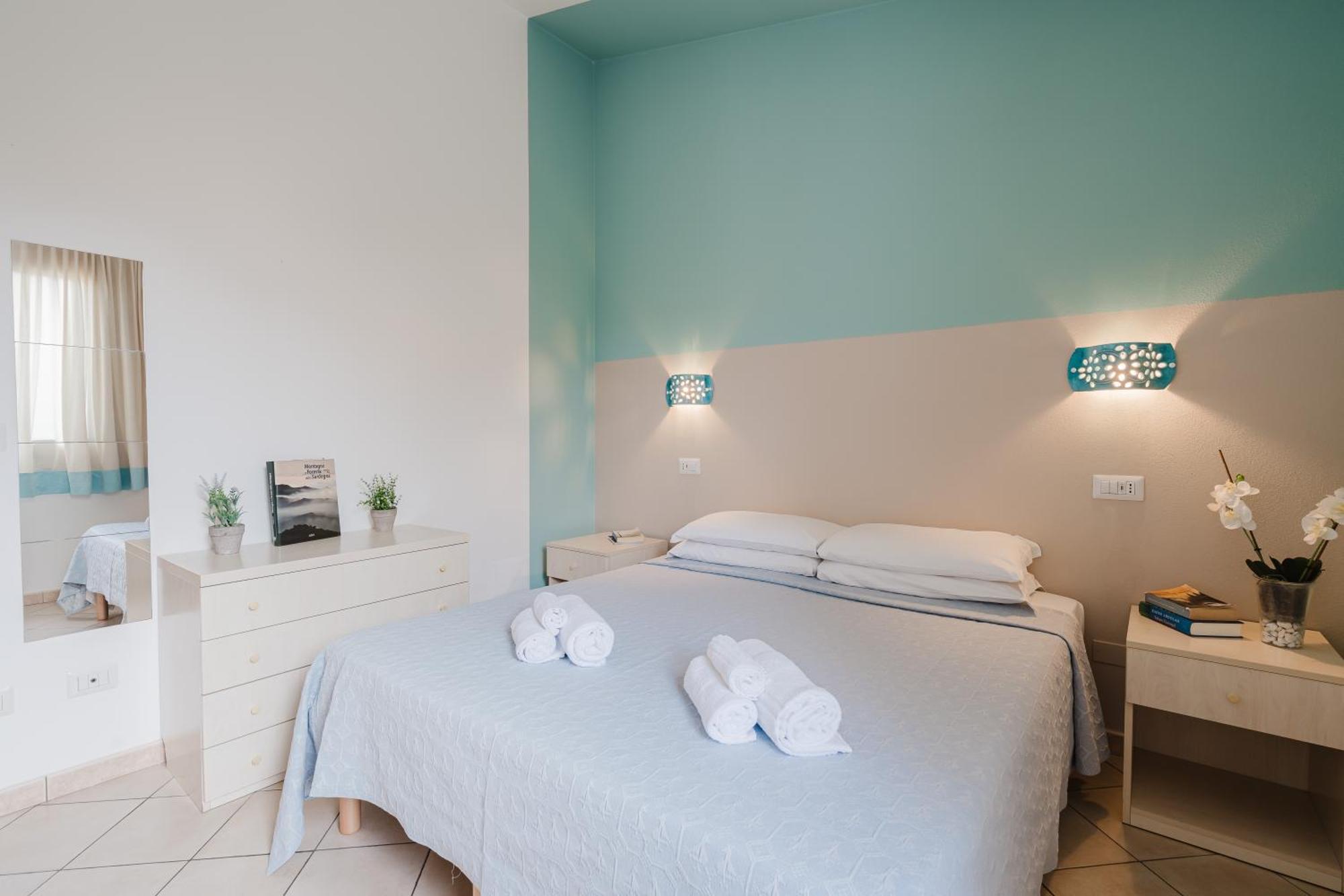 Il Melo Residence Porto Torres Bagian luar foto