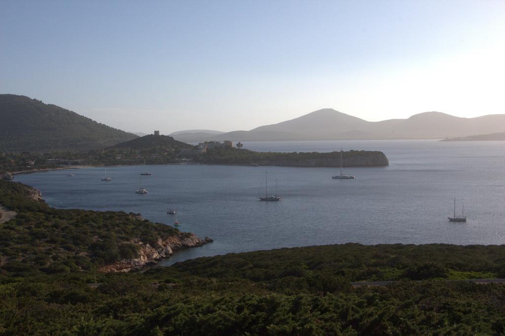 Il Melo Residence Porto Torres Bagian luar foto